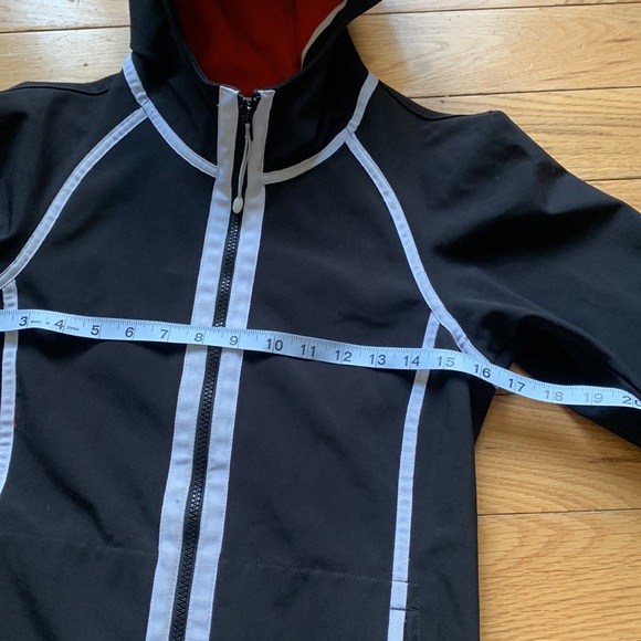 Long lululemon coat - Picture 9 of 10